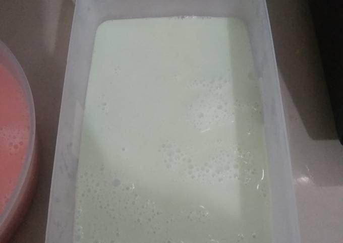 Puding melon sirup marjan