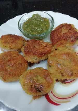 A picture of Stuffed Onion Rings.