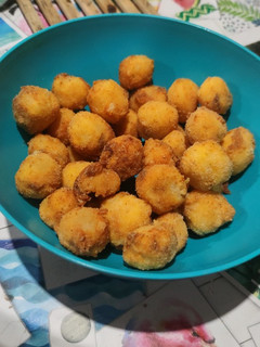 Una foto de Bolitas de patata saladas