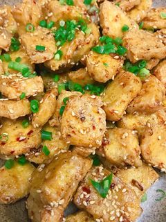 Hình của món Đậu Phụ Chiên Sốt Xì Dầu.