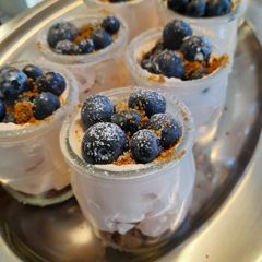 A picture of Little dessert pots quick and easy.