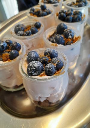 A picture of Little dessert pots quick and easy.