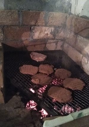 Una foto de Hamburguesa al carbón