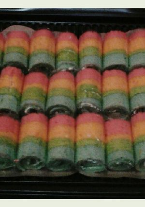 Foto resep Mini Rainbow roll cake/bolu gulung pelangi mini