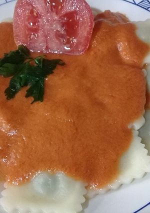 Una foto de Mi salsa casera de tomate!!!🍅