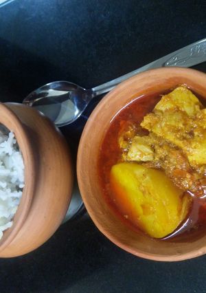 A picture of Bengali Chicken Jhol.
