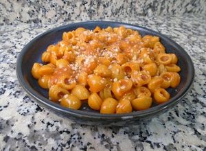 Una foto de Pasta con Salsa de Gochujang y Leche de Coco