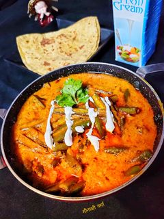 शाही भिंडी मसाला(shahi masala bhindi recipe in hindi) रेसिपी मुख्य फोटो