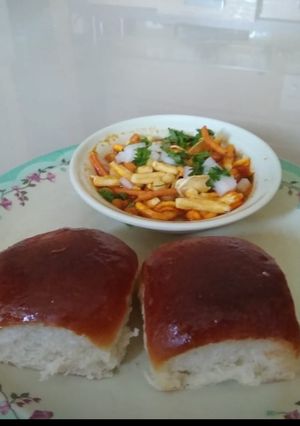 A picture of Misal pav😊😊.
