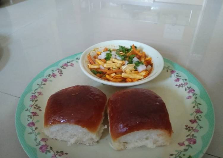 Steps to Make Quick Misal pav😊😊