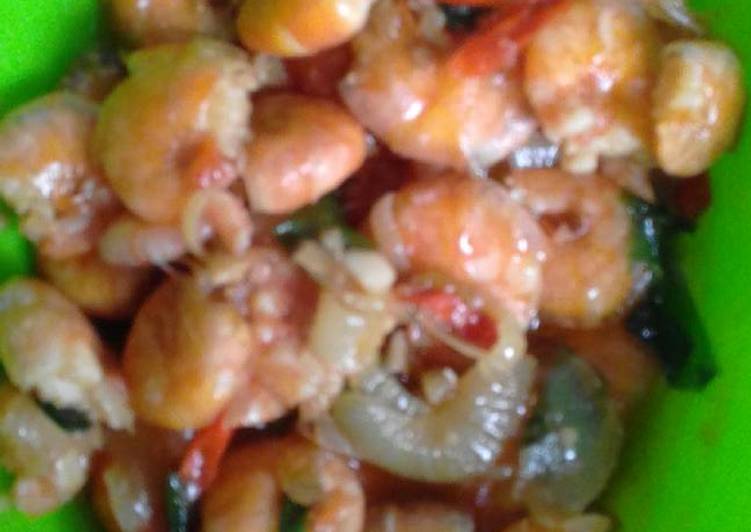 makanan Udang saus tiram yang Lezat