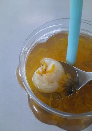 Hình của món Trà vải hoa cúc.