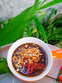 Hình của món Nước chấm bánh tráng mắm me.