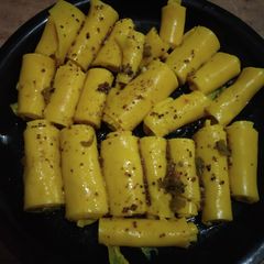 A picture of Khandvi roll.