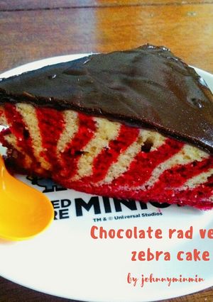 รูปของ Chocolate red velvet zebra cake