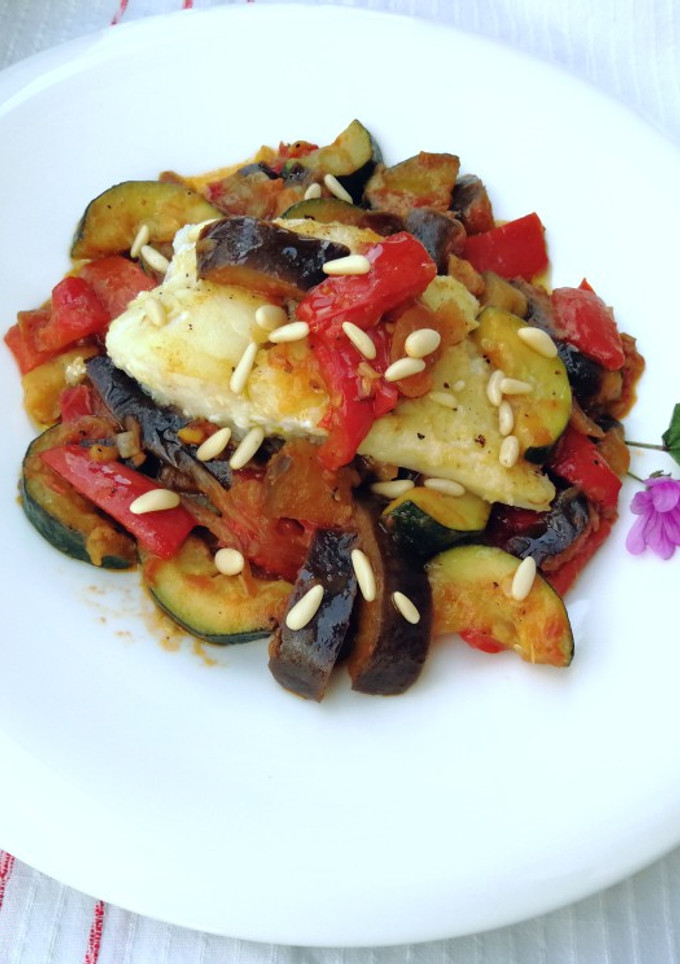 Una foto de Bacalao con Sanfaina