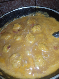 பருப்பு உருண்டை குழம்பு செய்முறை முக்கிய புகைப்படம்
