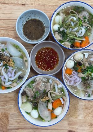 Hình của món Bánh canh sườn non.