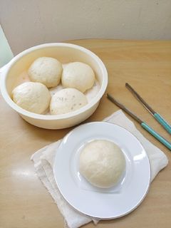 Hình của món Bánh bao nhân thịt gà ruốc nấm healthy.
