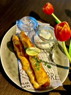 Spargel im Bierteig mit Kräutersoße Rezepthauptbild