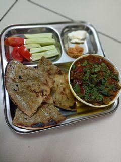 વાલોળ પાપડી રીંગણા નું શાક (Valor Papadi Ringan Shak Recipe In Gujarati) રેસીપી મુખ્ય ફોટો