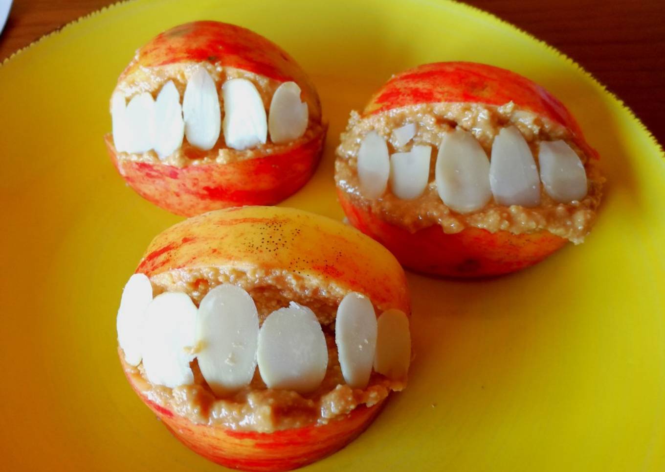 Bocas de monstruo saludables 🍎🥜