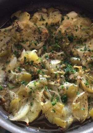 Una foto de Papas a la panadera al horno