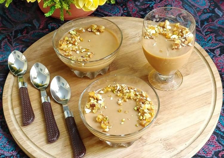 How to Make Speedy Salted Caramel Pannnacotta Topped with Praline