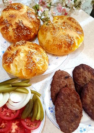 عکسی از دستور نون همبرگر خانگی