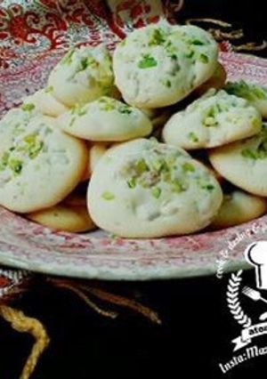 عکسی از دستور شیرینی پفکی گردویی آتنا