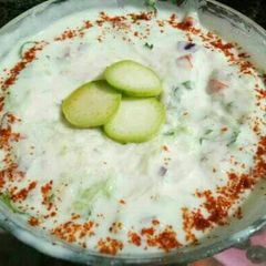 A picture of Bottle gourd raita.