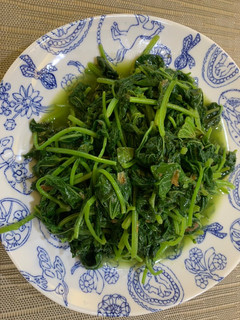 燙青菜•地瓜葉 的食譜成品照片