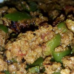 A picture of Keema and shimla mirch.