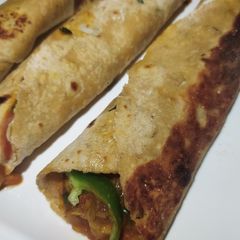 A picture of Chole Roti Roll.