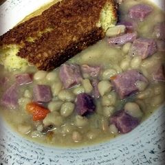 27 Minute Ham & Bean Soup A picture of 27 Minute Ham & Bean Soup.