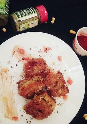A picture of Recipe cheese pizza bread pakoda.