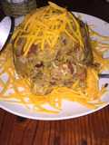Mofongo de chicharón con queso