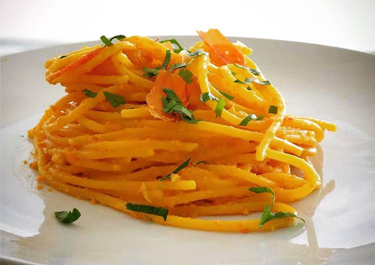 Spaghetti con Bottarga e Zafferano 烏魚子番紅花義大利麵