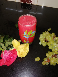 தர்பூசணி ஜூஸ்(watermelon juice recipe in tamil) செய்முறை முக்கிய புகைப்படம்