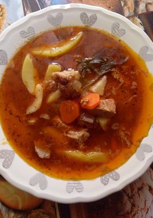 Gulyásleves Heni módra recept fotója
