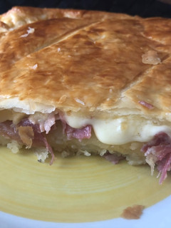 Foto di Rustico di sfoglia con patate e prosciutto