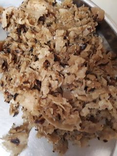 ઠંડી રોટલી નું ચૂરમું (Leftover Rotli Churmu Recipe In Gujarati) રેસીપી મુખ્ય ફોટો