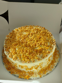 A picture of Butter icing cornflakes cake.