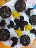 চকলেট বিস্কুট আর চকলেট অ্যানিমেল (Chocolate biscuits and animals recipe in Bengali)