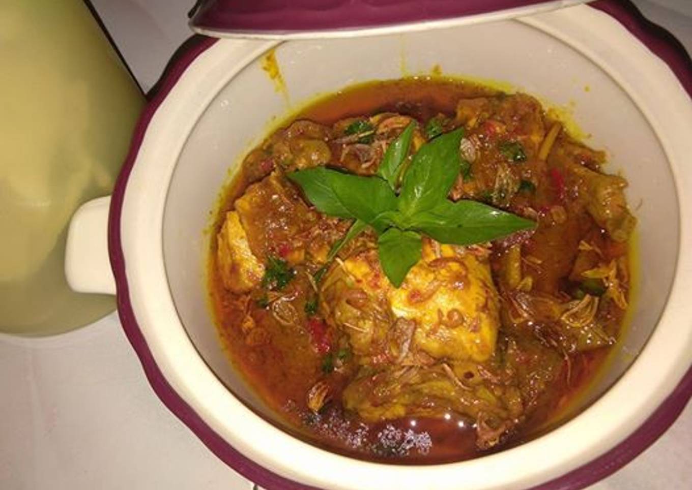 Ayam rica-rica daun kemangi