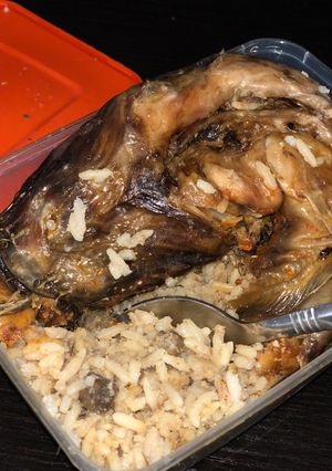 A picture of Coconut rice with dry fish.