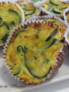 Una foto de Muffins salados con brócoli