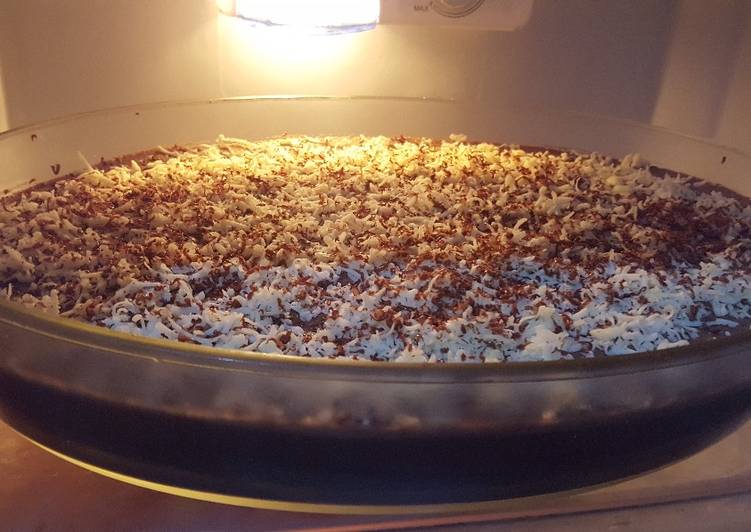 Puding coklat terapung