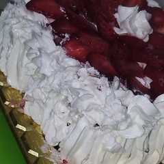 تاورت بالفراولة🎂🍓-レシピのメイン写真