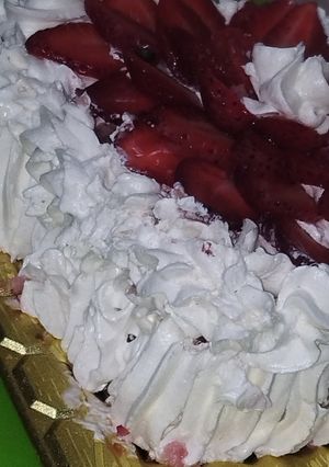 صورة لوصفة تاورت بالفراولة🎂🍓